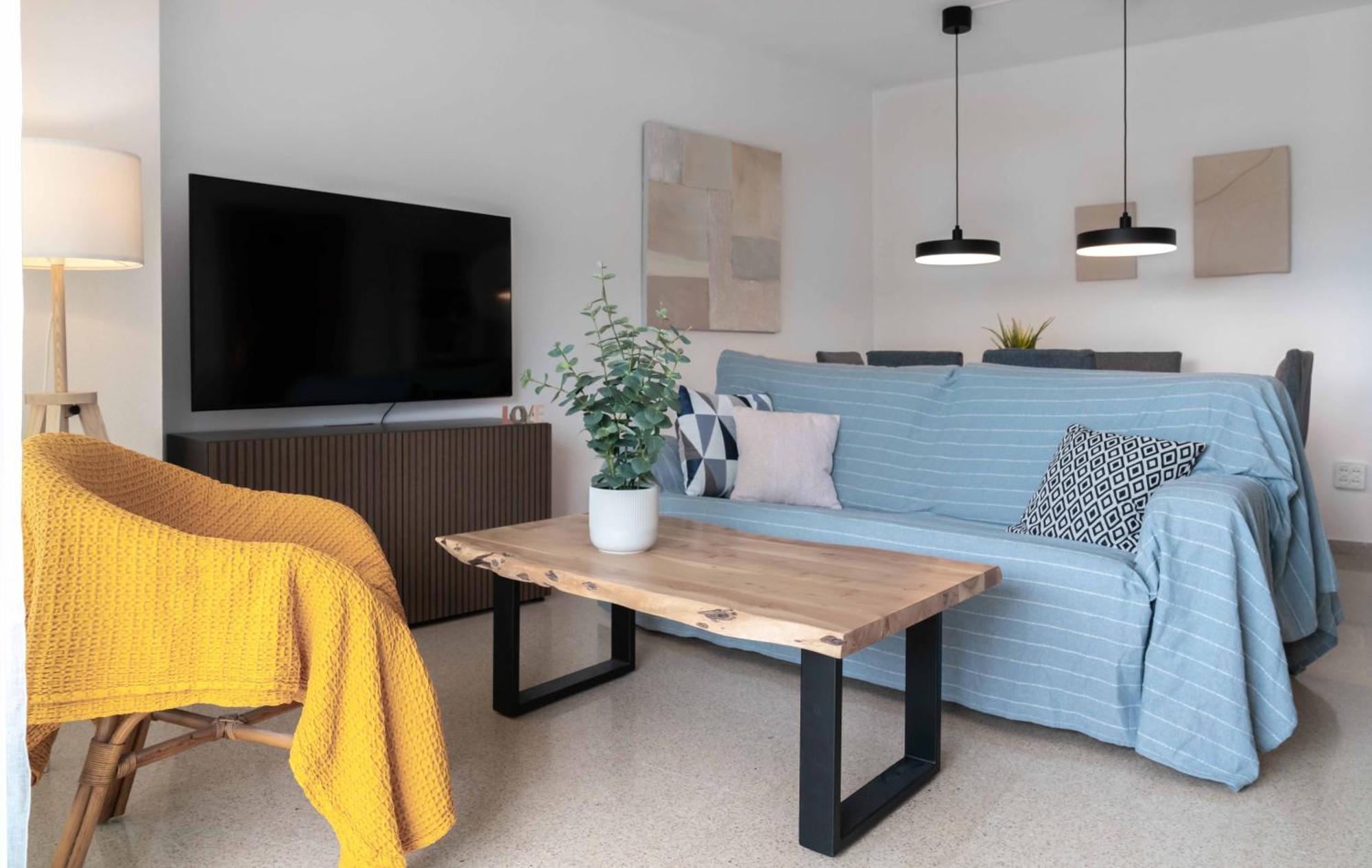 B L U E: Muchavista Sea View Apartment إل كامبيلو المظهر الخارجي الصورة
