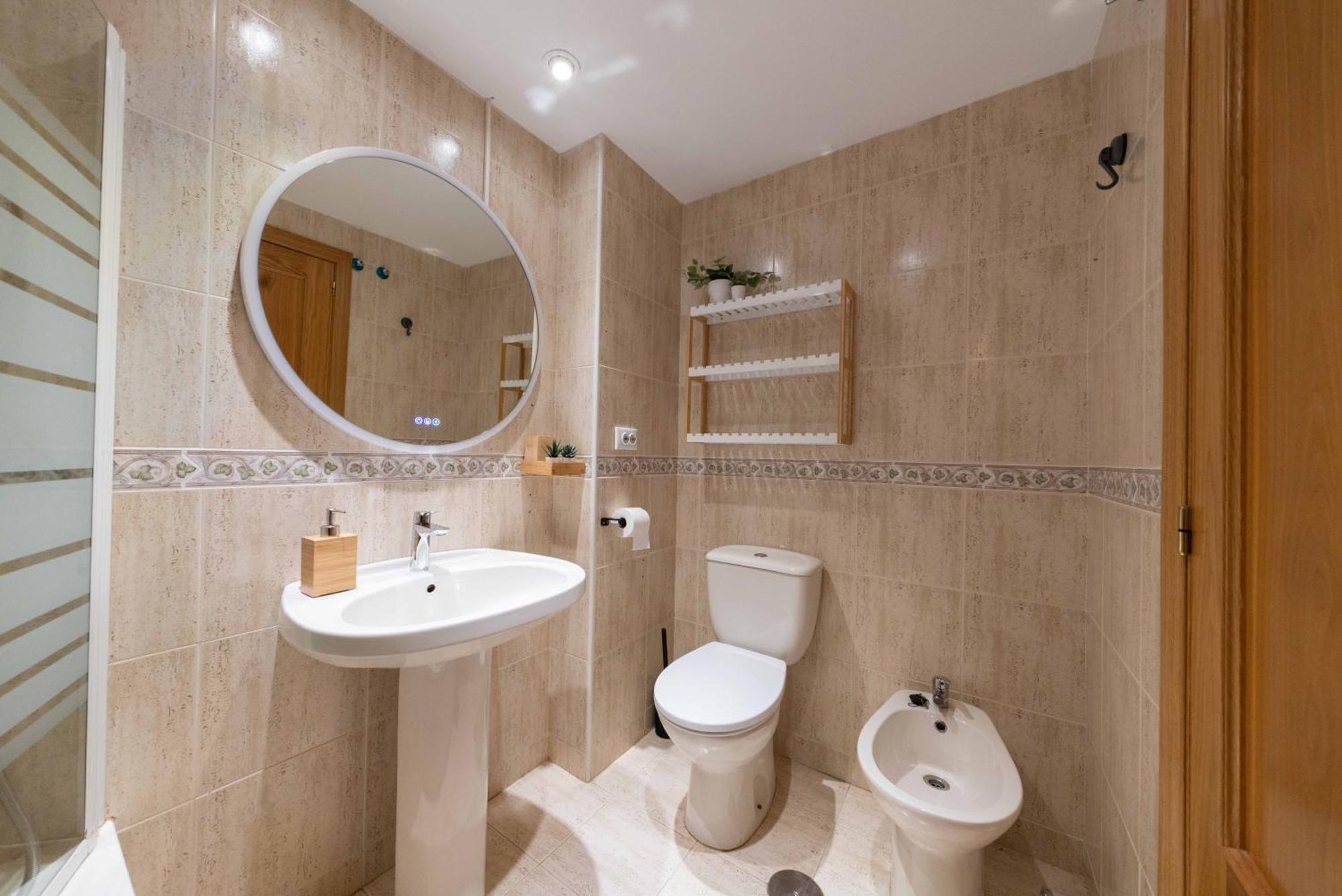 B L U E: Muchavista Sea View Apartment إل كامبيلو المظهر الخارجي الصورة